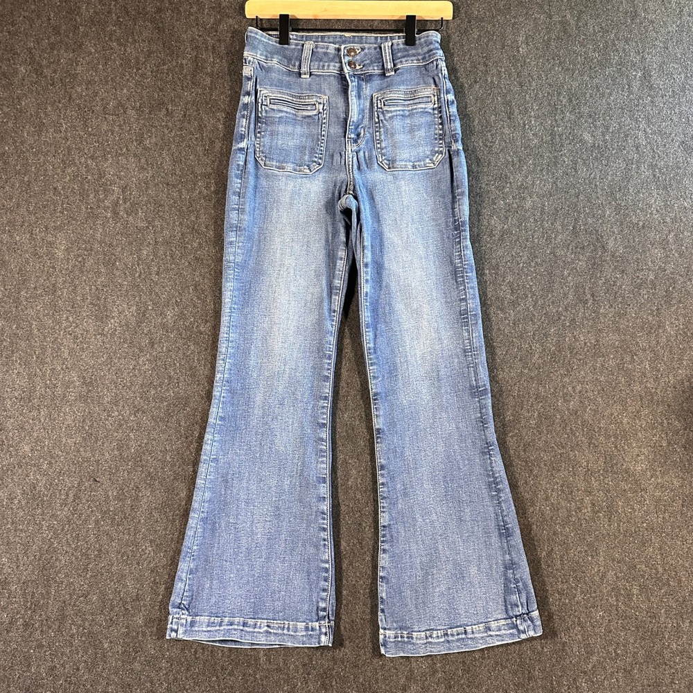 American Eagle Super Hi-Rise Flare Jeans Next Level Stretch Blue Size 4 Regular
